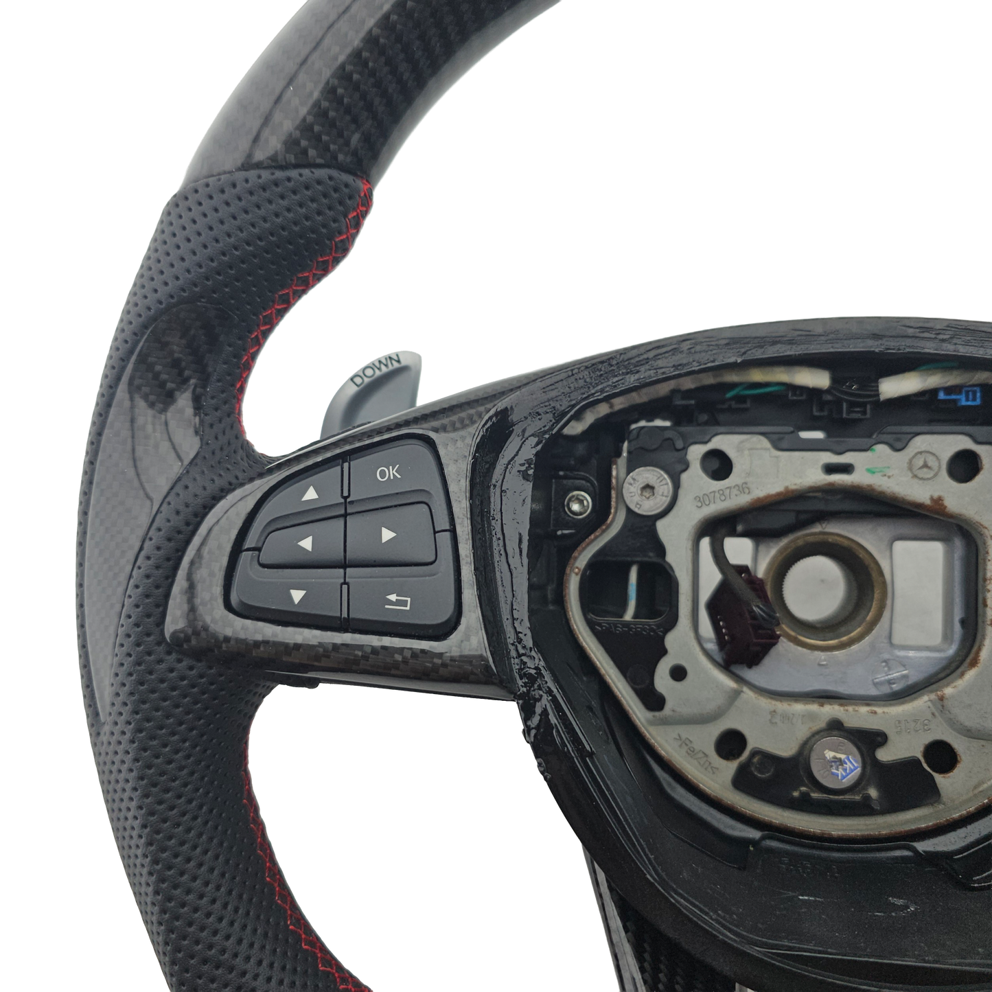 Mercedes C63 AMG Lenkrad – Carbon